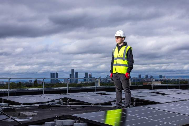 Entreprise de panneaux photovoltaïques, Aizenay